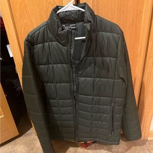 Under Armour women's Dark Green Puffer Jacket
